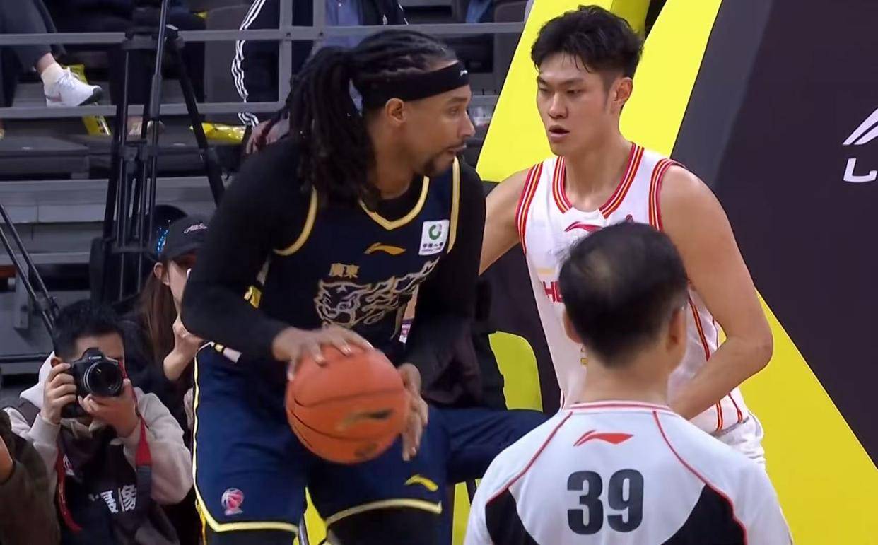 恭喜广东队！NBA级内线大杀器正式加盟，保送杜锋躺进总决赛！