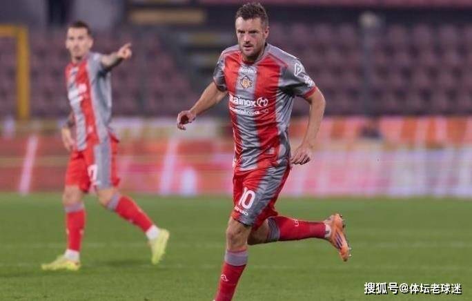 近6场4球！越老越妖的射手本能，38岁昔日英超金靴意甲继续闪光